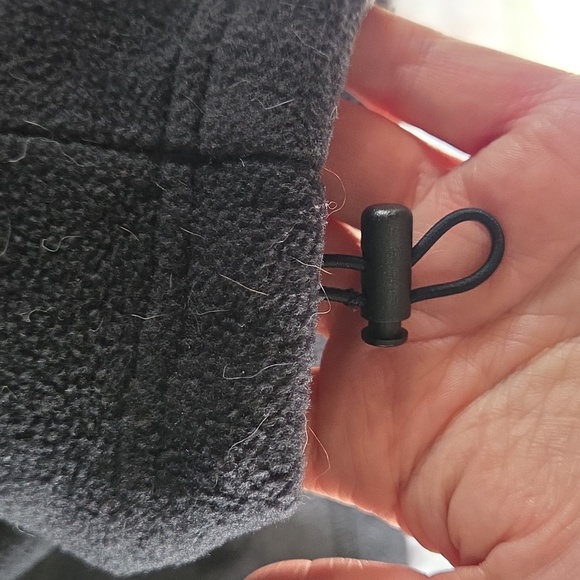 Columbia Black Fleece Sweatshirt Size XL - Picture 3 of 3